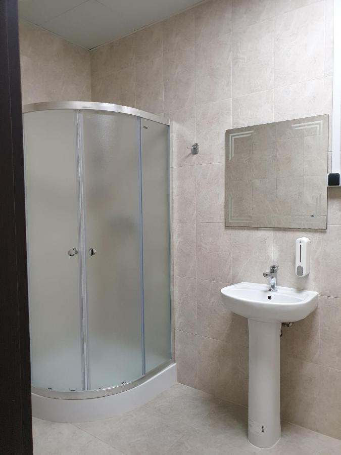 Hotel Obolon-Arena Киев Екстериор снимка