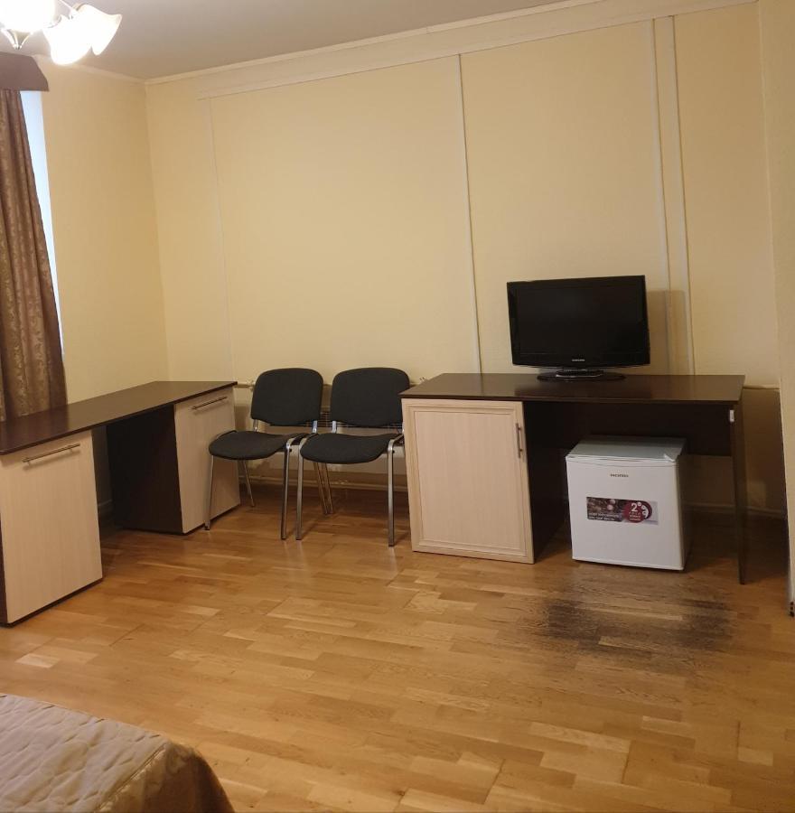 Hotel Obolon-Arena Киев Екстериор снимка