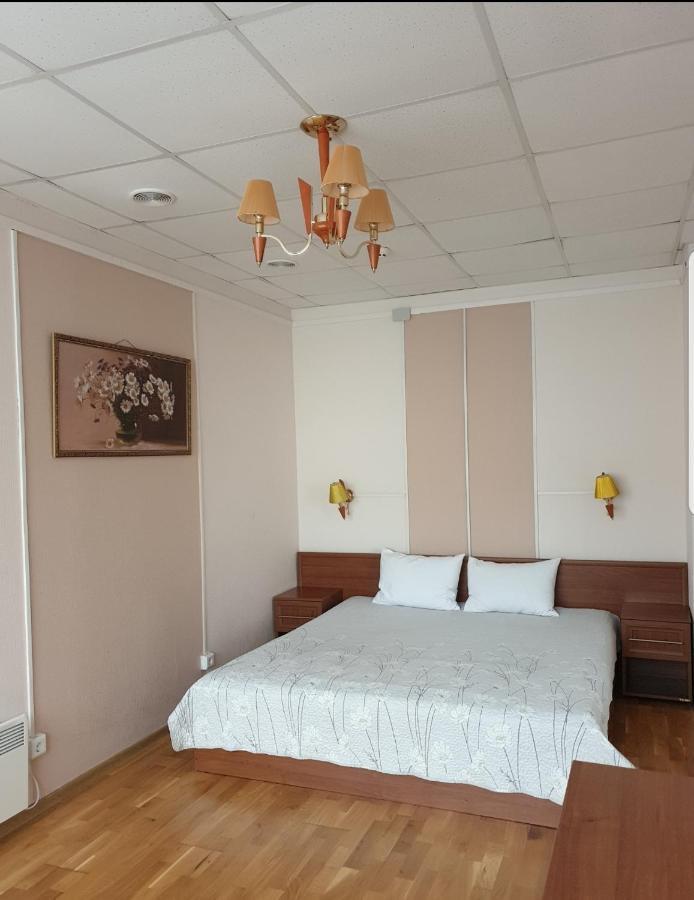 Hotel Obolon-Arena Киев Екстериор снимка